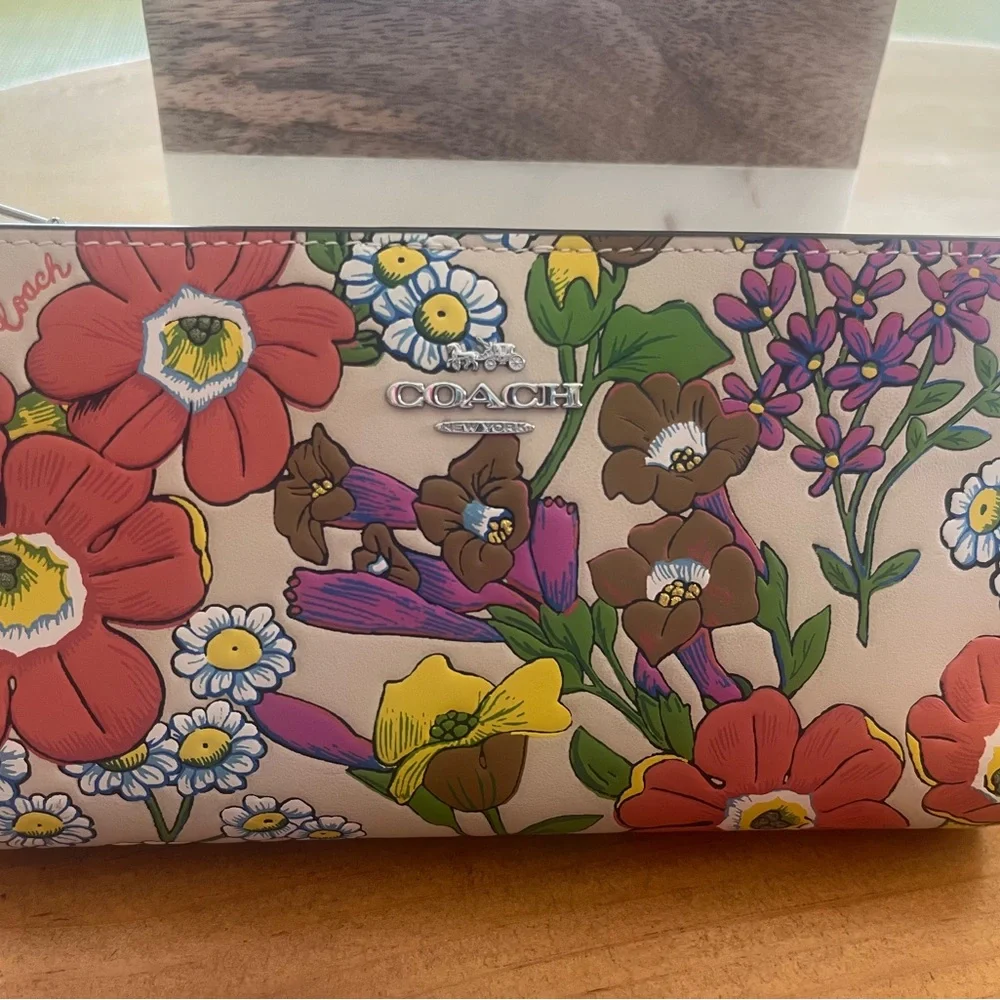 Coach Slim Wallet with Floral Print - Picture 2 of 11